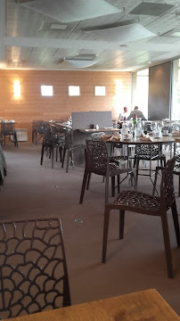 Atmosphère du Restaurant français Le Cottage du Lac à Bruges - n°12