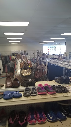 Thrift Store «Volunteers of America Thrift Store– Macsway Avenue», reviews and photos