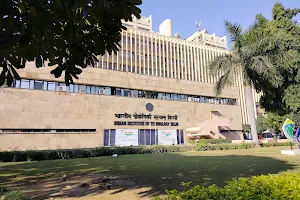 Indian Institute Of Technology Delhi (IIT Delhi) image