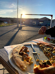 Photo n°60 de Au Cabanon des pizzas à Vogüé ()