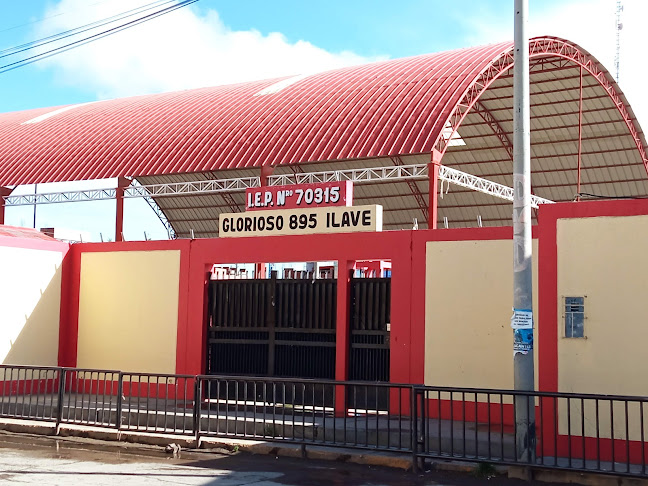 I. E. P. N° 70315 GLORIOSO 895 - ILAVE - Escuela