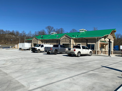 SUDS Car Wash en Ashland