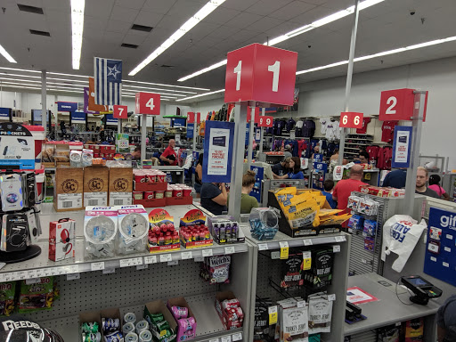 Sporting Goods Store «Academy Sports + Outdoors», reviews and photos, 12700 South Fwy, Burleson, TX 76028, USA
