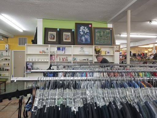 Thrift Store «Boomerangs Thrift Store», reviews and photos, 2365 Wilton Dr, Wilton Manors, FL 33305, USA