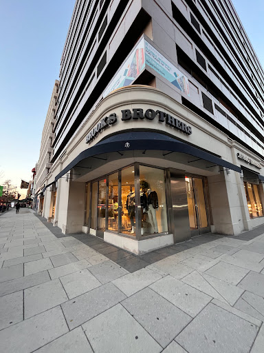 Brooks Brothers, 1201 Connecticut Ave NW, Washington, DC 20036, USA, 