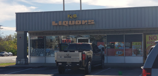 K&B Liquors, 117 S Interstate Hwy 35, New Braunfels, TX 78130, USA, 