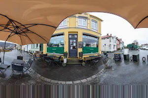 Løvetann Café & Bistro image