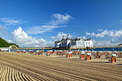 Foto di Sellin Beach area servizi