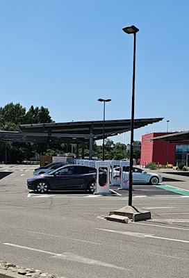 Bornes TESLA à Carcassonne