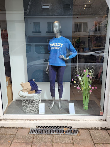 Magasin de vêtements pour femmes Histoires de Filles | Magasin de vêtements Femme du 34 au 54 Queven-Lorient Quéven