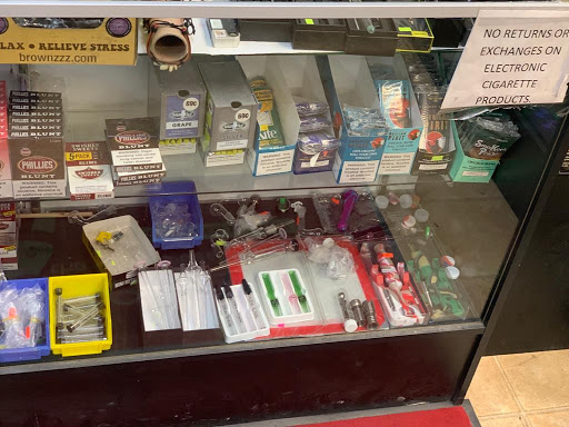 Tobacco Shop «Amsterdam Smoke Shop», reviews and photos, 510 W Court St, Seguin, TX 78155, USA