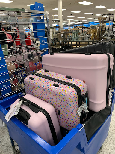 Clothing Store «Ross Dress for Less», reviews and photos, 18520 33rd Ave W, Lynnwood, WA 98037, USA