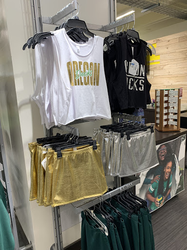 Book Store «The Duck Store - Campus», reviews and photos, 895 E 13th Ave, Eugene, OR 97401, USA