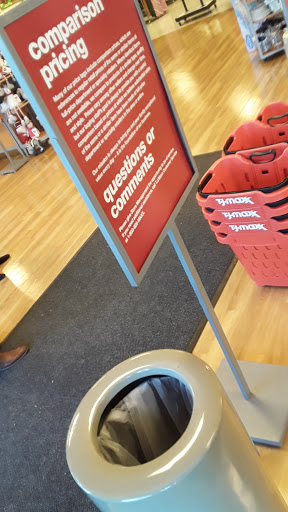 Department Store «T.J. Maxx», reviews and photos, 1920 Cordova Rd, Fort Lauderdale, FL 33316, USA