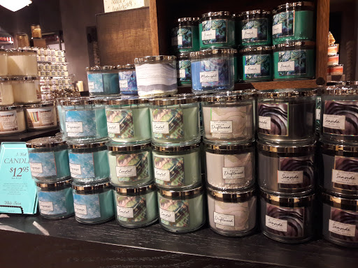 Beauty Supply Store «Bath & Body Works», reviews and photos, 1550 24th Ave NW, Norman, OK 73069, USA