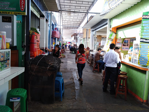 Mercado Alfonso Ugarte