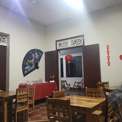 Restaurante Casa Blanca - 1 1, Centro Comercial Avenida Central, 2 c. Al Este, Jinotepe, Nicaragua