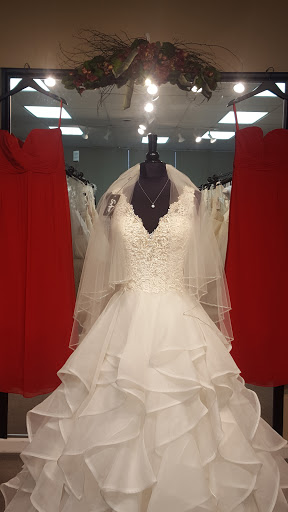Bridal Shop «Sue Ames Bridal Outlet», reviews and photos, 202 N 10th St, Allentown, PA 18102, USA