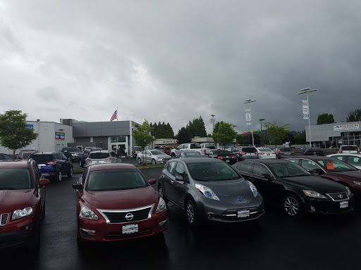 Car Dealer «Gresham Ford», reviews and photos, 1999 E Powell Blvd, Gresham, OR 97080, USA