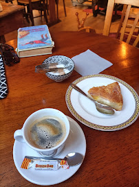 Plats et boissons du Café Ailleurs Café - Café Librairie à Auray - n°1