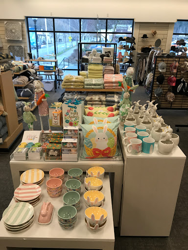 Department Store «Nordstrom Rack», reviews and photos, 17200 Southcenter Pkwy, Tukwila, WA 98188, USA