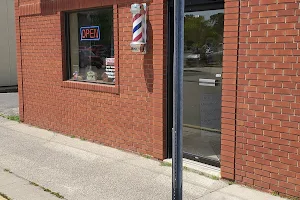 Dwaine's Barber Shop image