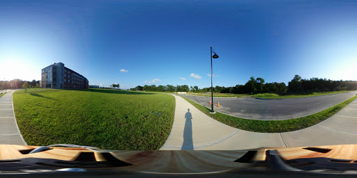 Technical School «New England Institute of Technology», reviews and photos