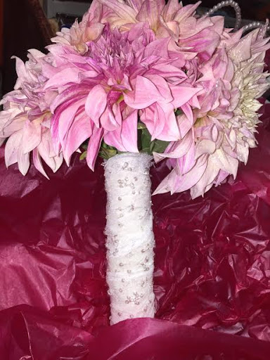 Florist «Hillside Florist (formerly Jennifer Flowers)», reviews and photos, 140 Hillside Avenue, New Hyde Park, NY 11040, USA