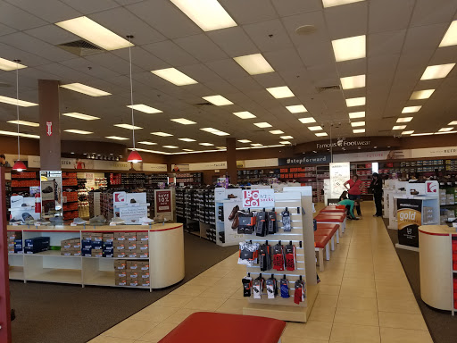 Shoe Store «Famous Footwear», reviews and photos, 5820 Aurora Ave, Des Moines, IA 50322, USA