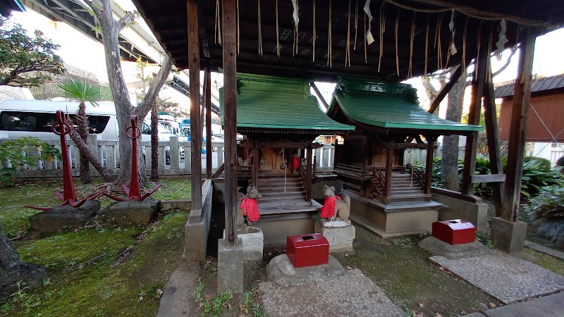 三財稲荷神社