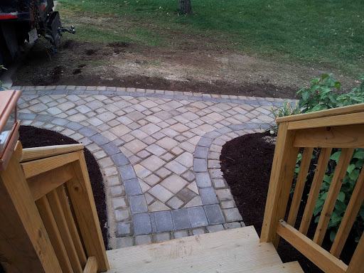Happy Green Services, LLC Landscaping & Cleaning in Champaign, Illinois
