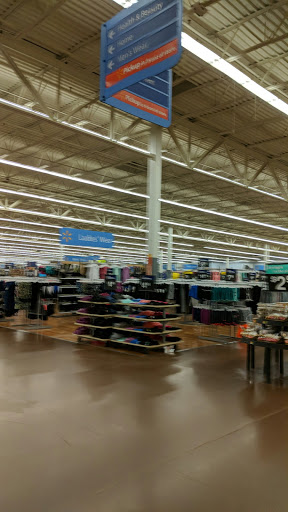 Department Store «Walmart Supercenter», reviews and photos, 1275 Lake Ave, Woodstock, IL 60098, USA