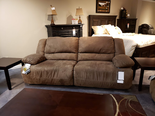 Furniture Store «Furniture Fair», reviews and photos, 4363 Eastgate Square Dr, Cincinnati, OH 45245, USA