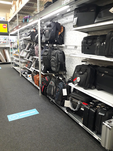 Office Supply Store «Staples», reviews and photos, 6767 S Vine St, Centennial, CO 80122, USA