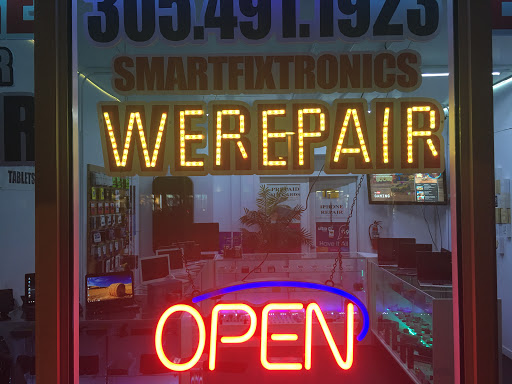 Computer Store «SMARTFIXTRONICS, Computer Phone Repair & SIM card Services.», reviews and photos, 7135 Collins Ave, Miami Beach, FL 33141, USA