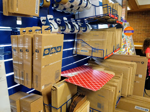 Post Office «United States Postal Service», reviews and photos, 721 4th Ave, Kirkland, WA 98033, USA