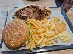 Photo n°6 de Anatolie à Montereau-Fault-Yonne ()