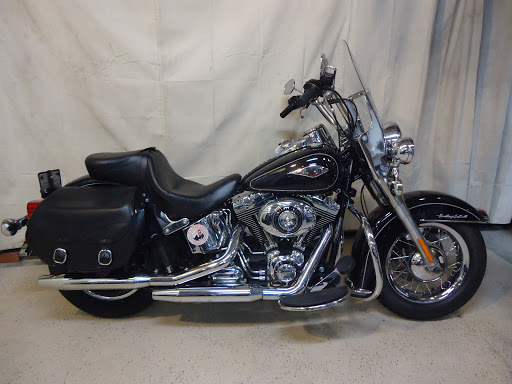 Motorcycle Rental Agency «Dubbelju Motorcycle Rentals», reviews and photos, 274 Shotwell St, San Francisco, CA 94110, USA