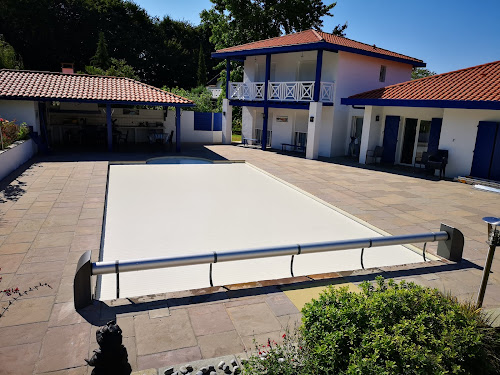 Magasin de matériel pour piscines Ozéo Anglet - Eau'Thentik Piscines Anglet