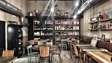 FM23 Beer Bar à Vin & Comfort Food - Via Antonio Scarpa, 23, 41121 Modena MO, Italy