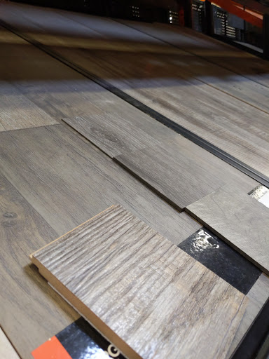 Plywood supplier Flint