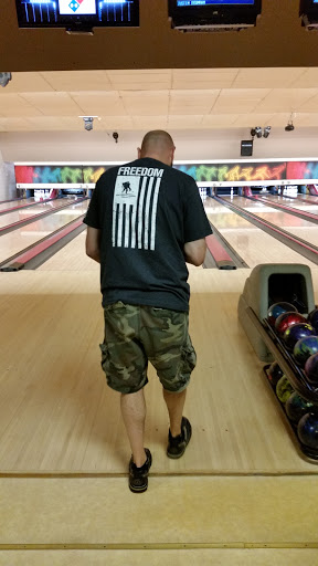 Bowling Alley «10 Pins of Trenton», reviews and photos, 2591 Fort St, Trenton, MI 48183, USA