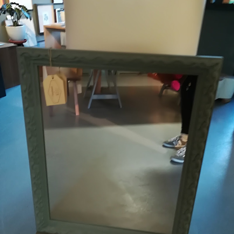 4 image