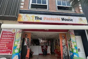 The Pastechi House image