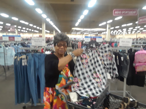 Clothing Store «Burlington Coat Factory», reviews and photos, 6725 E Black Horse Pike, Egg Harbor Township, NJ 08234, USA