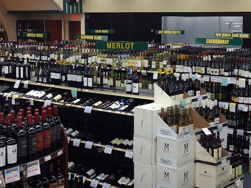 Liquor Store «Savway Liquors», reviews and photos, 3821 York Rd, Oak Brook, IL 60523, USA