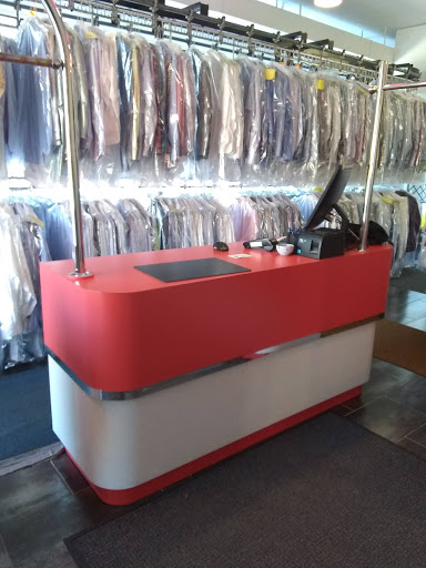 Dry Cleaner «LaMac Cleaners», reviews and photos, 907 W 50th St, Minneapolis, MN 55419, USA