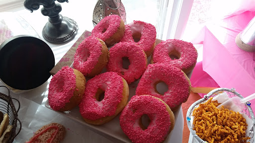 Donut Shop «Lee Donuts», reviews and photos, 124 Peterson Rd, Libertyville, IL 60048, USA