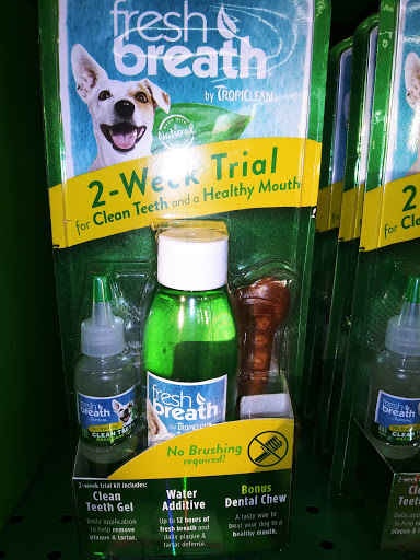 Pet Supply Store «Pet Supplies Plus», reviews and photos, 26230 Hoover Rd, Warren, MI 48089, USA