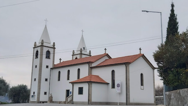 Avaliações doIgreja Matriz de Urrô em Penafiel - Igreja